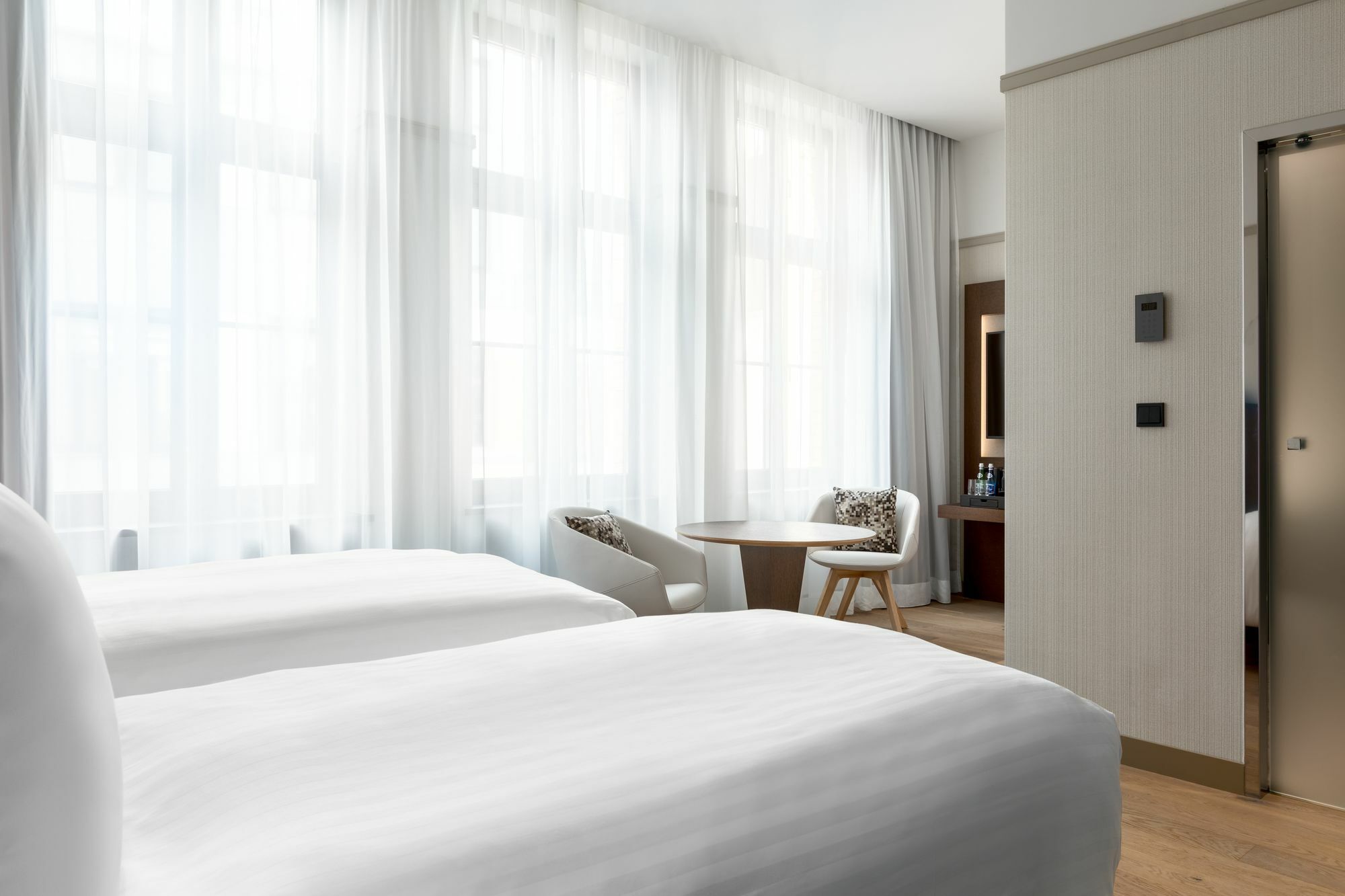 Ac Hotel By Marriott Breslavia Exterior foto A room at the hotel